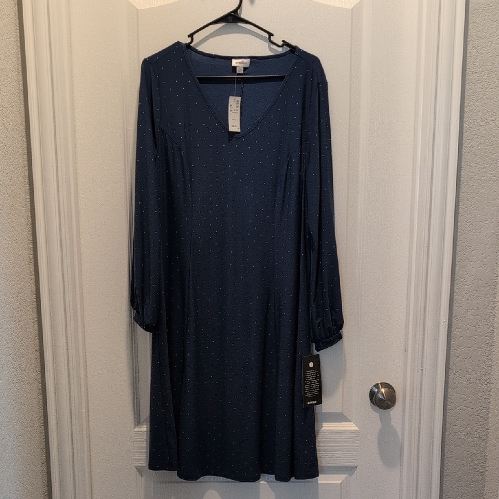 Avenue Deep Blue Garment